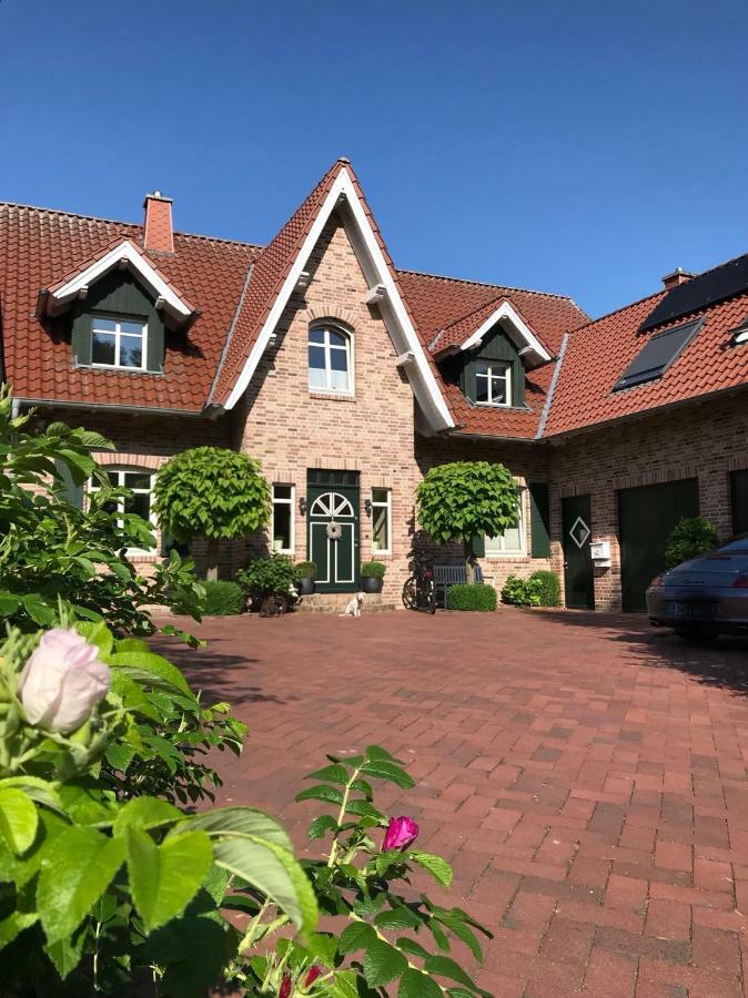 Ferienwohnung Landart Hilter Екстер'єр фото